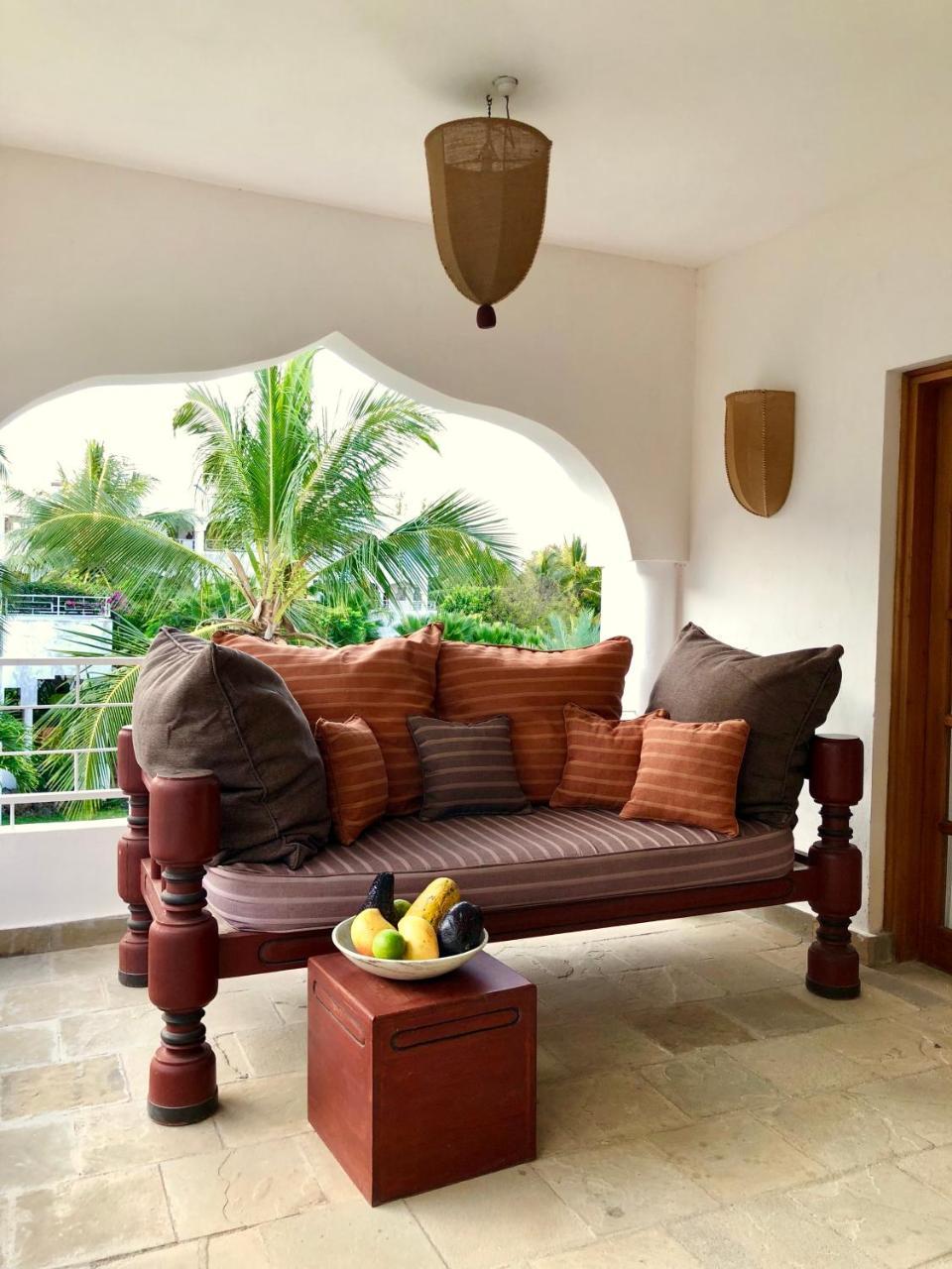Amani Residence Beverly Suites Malindi Exterior photo