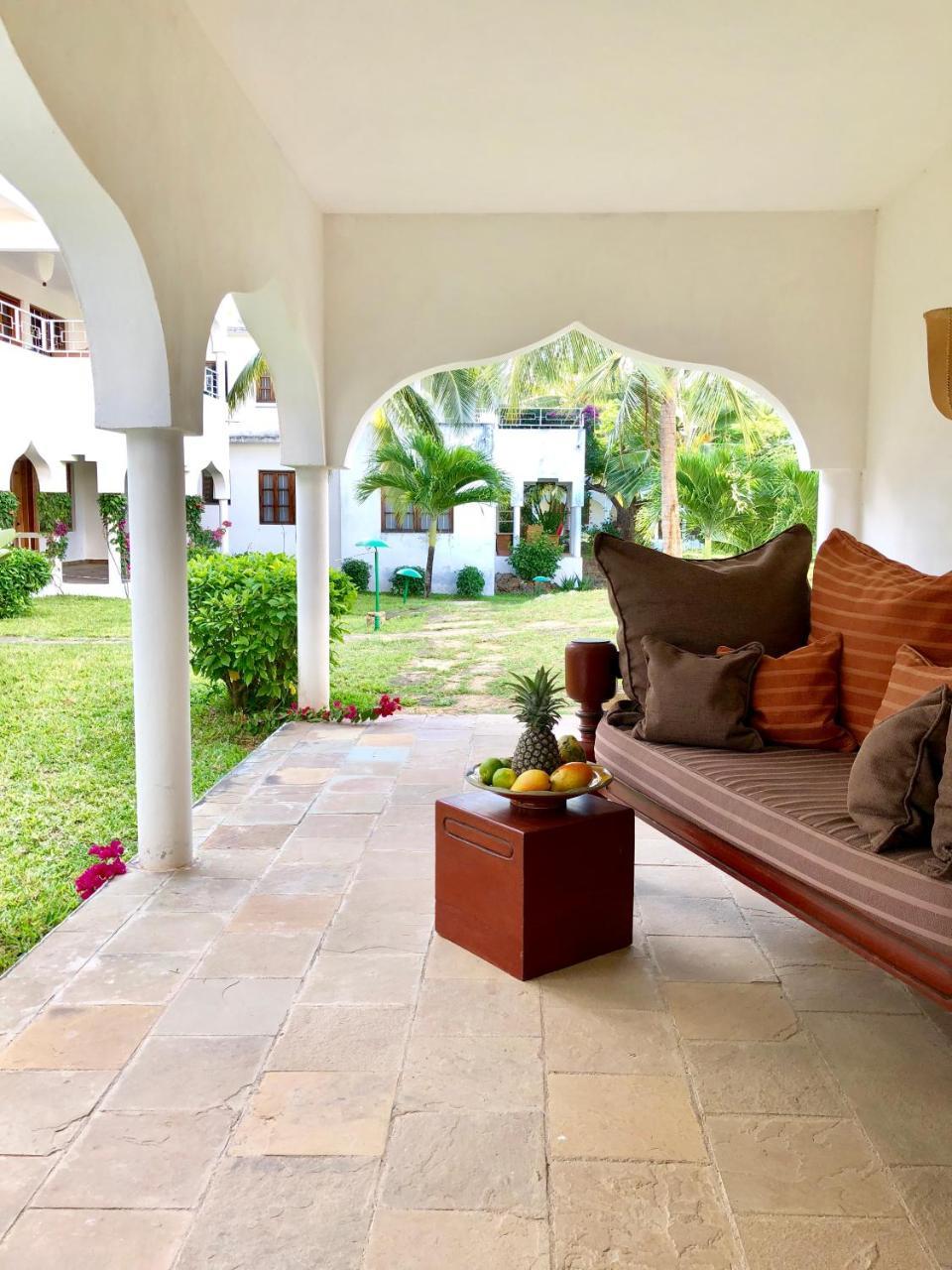 Amani Residence Beverly Suites Malindi Exterior photo